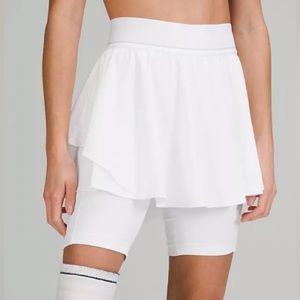 Lululemon Court Rival High Rise Skirt / Size 2 / White
